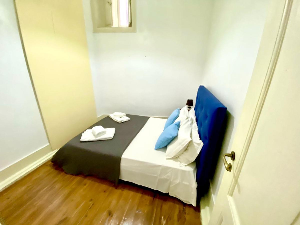 Relax Chiado 3 - Cute Little Double Room With Shared Bathroom Lisabona Exterior foto